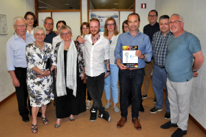 2018 Winner Mark Van Dongen with the De Roy Family and the BELTA Board